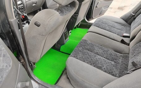 Mazda 323, 1999 год, 200 000 рублей, 4 фотография