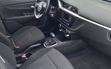 KIA Rio IV, 2021 год, 1 900 000 рублей, 14 фотография