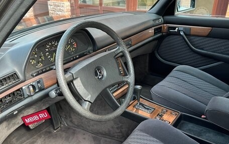 Mercedes-Benz S-Класс, 1986 год, 3 900 000 рублей, 8 фотография