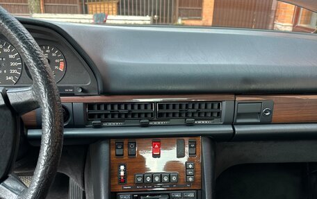 Mercedes-Benz S-Класс, 1986 год, 3 900 000 рублей, 16 фотография