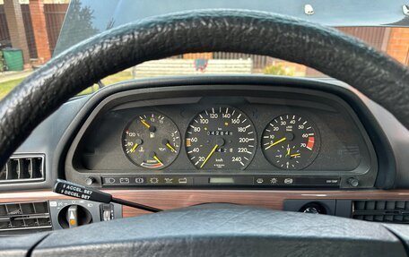 Mercedes-Benz S-Класс, 1986 год, 3 900 000 рублей, 18 фотография