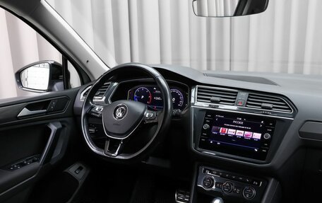 Volkswagen Tiguan II, 2020 год, 3 250 000 рублей, 7 фотография