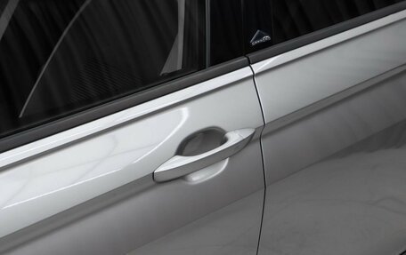 Volkswagen Tiguan II, 2020 год, 3 250 000 рублей, 18 фотография