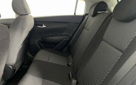 KIA Rio IV, 2018 год, 1 550 000 рублей, 13 фотография