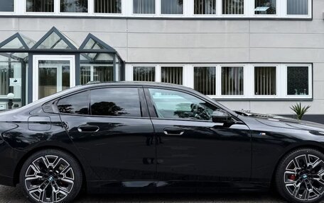 BMW 5 серия, 2025 год, 8 786 000 рублей, 3 фотография