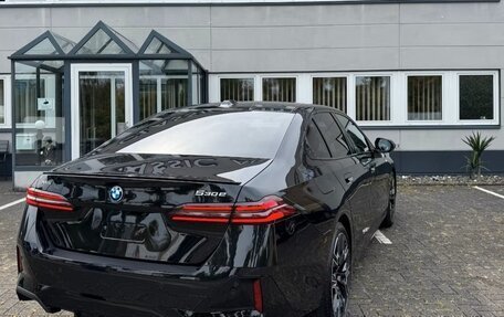 BMW 5 серия, 2025 год, 8 786 000 рублей, 6 фотография