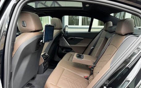 BMW 5 серия, 2025 год, 8 786 000 рублей, 13 фотография