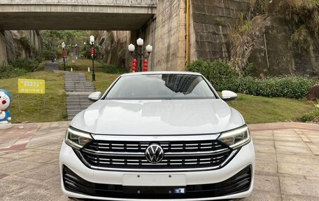 Volkswagen Jetta VII, 2022 год, 2 170 000 рублей, 3 фотография