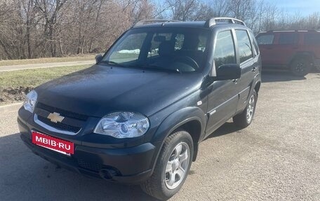 Chevrolet Niva I рестайлинг, 2013 год, 650 000 рублей, 2 фотография