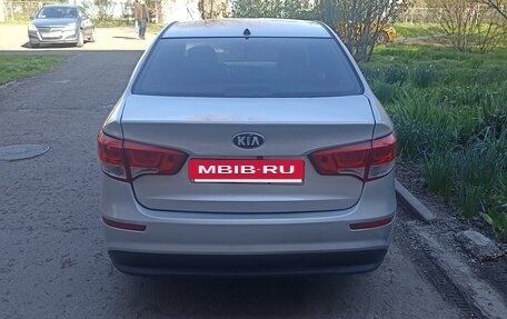 KIA Rio III рестайлинг, 2016 год, 645 000 рублей, 20 фотография