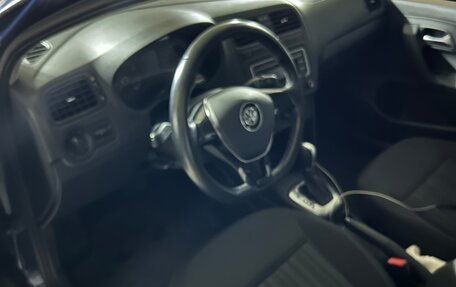 Volkswagen Polo VI (EU Market), 2016 год, 1 050 000 рублей, 4 фотография