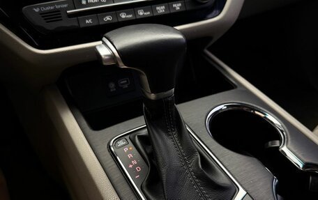 KIA Carnival III, 2019 год, 2 890 000 рублей, 24 фотография