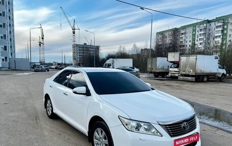 Toyota Camry, 2012 год, 1 550 000 рублей, 6 фотография