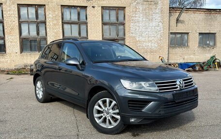 Volkswagen Touareg III, 2015 год, 2 150 000 рублей, 2 фотография