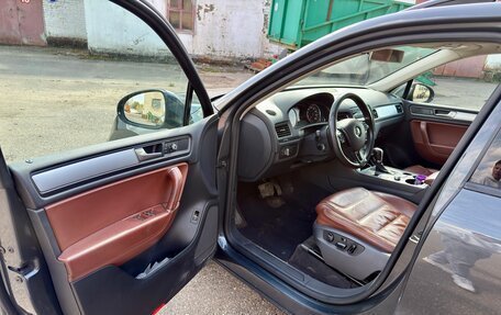 Volkswagen Touareg III, 2015 год, 2 150 000 рублей, 10 фотография