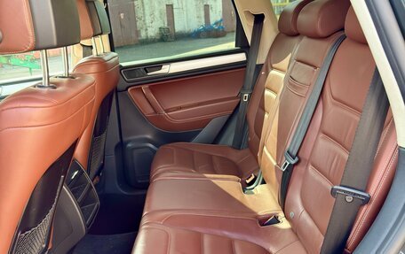 Volkswagen Touareg III, 2015 год, 2 150 000 рублей, 16 фотография