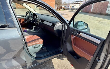 Volkswagen Touareg III, 2015 год, 2 150 000 рублей, 21 фотография