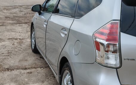 Toyota Prius Alpha I (ZVW40/41), 2016 год, 1 450 000 рублей, 4 фотография