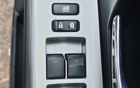 Toyota Prius Alpha I (ZVW40/41), 2016 год, 1 450 000 рублей, 13 фотография