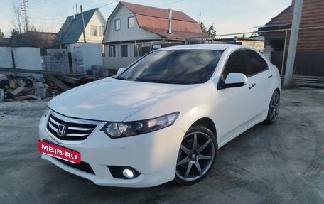 Honda Accord VIII рестайлинг, 2012 год, 1 295 000 рублей, 2 фотография