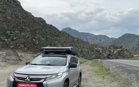 Mitsubishi Pajero Sport III рестайлинг, 2018 год, 3 200 000 рублей, 1 фотография