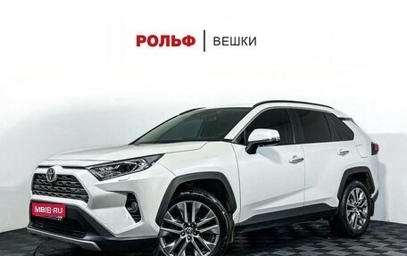 Toyota RAV4, 2021 год, 3 895 000 рублей, 1 фотография