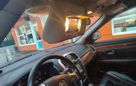 Cadillac SRX II рестайлинг, 2009 год, 460 000 рублей, 8 фотография