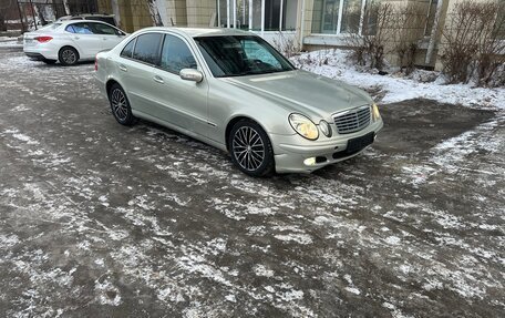 Mercedes-Benz E-Класс, 2004 год, 480 000 рублей, 3 фотография