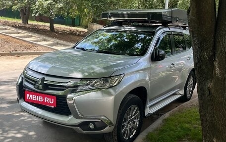 Mitsubishi Pajero Sport III рестайлинг, 2018 год, 3 200 000 рублей, 3 фотография
