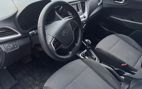 Hyundai Solaris II рестайлинг, 2018 год, 785 000 рублей, 6 фотография