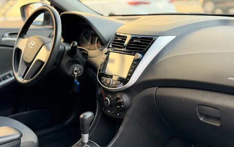 Hyundai Solaris II рестайлинг, 2013 год, 880 000 рублей, 7 фотография