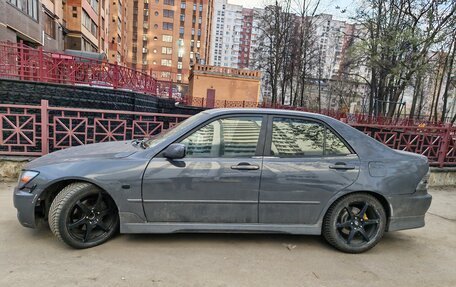 Toyota Altezza, 1998 год, 1 350 000 рублей, 12 фотография