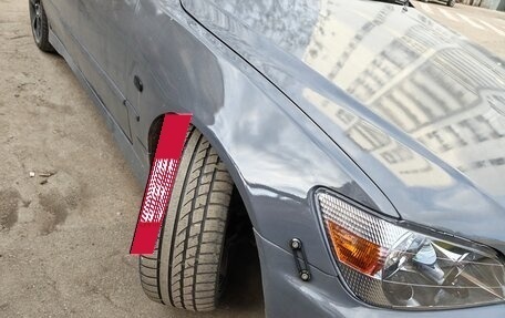 Toyota Altezza, 1998 год, 1 350 000 рублей, 5 фотография