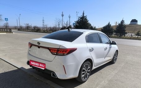 KIA Rio IV, 2021 год, 1 650 000 рублей, 5 фотография