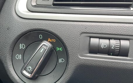 Skoda Rapid I, 2017 год, 1 250 000 рублей, 8 фотография