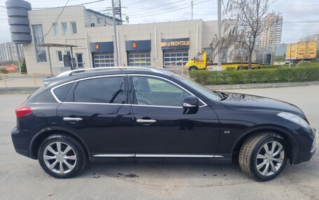 Infiniti QX50 I рестайлинг, 2017 год, 2 300 000 рублей, 2 фотография