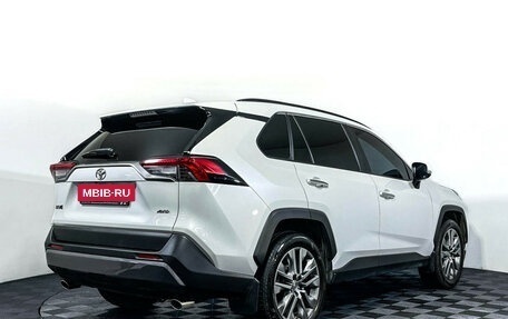 Toyota RAV4, 2021 год, 3 895 000 рублей, 5 фотография