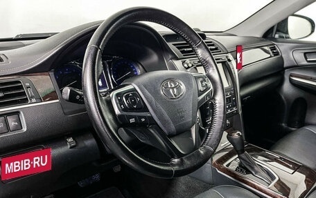 Toyota Camry, 2017 год, 2 447 000 рублей, 13 фотография