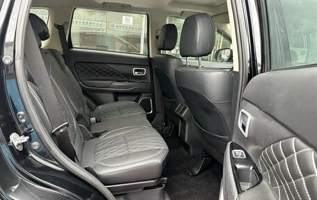 Mitsubishi Outlander III рестайлинг 3, 2021 год, 1 640 000 рублей, 17 фотография