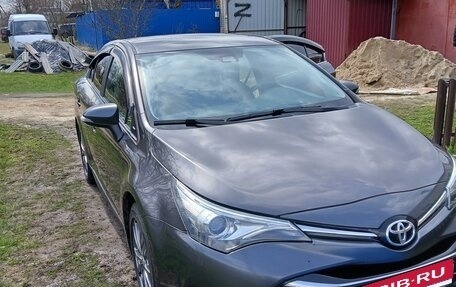 Toyota Avensis III рестайлинг, 2016 год, 2 200 000 рублей, 5 фотография