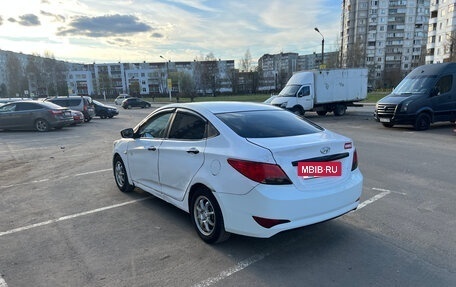Hyundai Solaris II рестайлинг, 2014 год, 500 000 рублей, 3 фотография