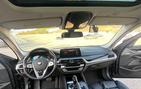 BMW 5 серия, 2020 год, 4 290 000 рублей, 8 фотография