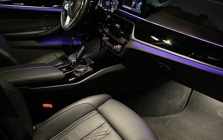 BMW 5 серия, 2020 год, 4 290 000 рублей, 18 фотография