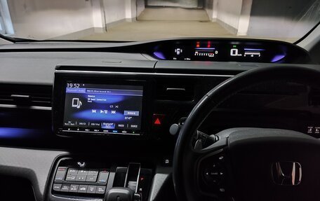 Honda Stepwgn IV, 2019 год, 3 000 000 рублей, 39 фотография