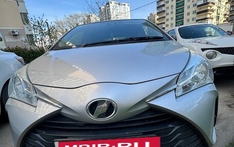 Toyota Vitz, 2019 год, 999 990 рублей, 1 фотография