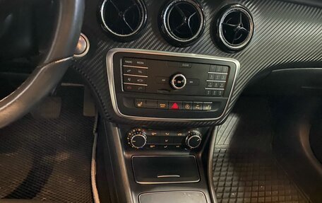 Mercedes-Benz GLA, 2017 год, 1 850 000 рублей, 11 фотография