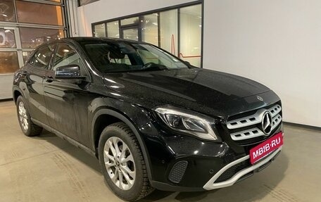 Mercedes-Benz GLA, 2017 год, 1 850 000 рублей, 4 фотография