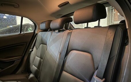 Mercedes-Benz GLA, 2017 год, 1 850 000 рублей, 16 фотография