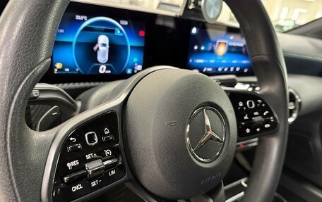 Mercedes-Benz A-Класс, 2018 год, 2 499 000 рублей, 9 фотография