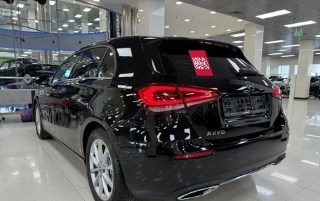 Mercedes-Benz A-Класс, 2018 год, 2 499 000 рублей, 6 фотография
